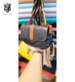 کیف نقلی زنانه چرم گاوی